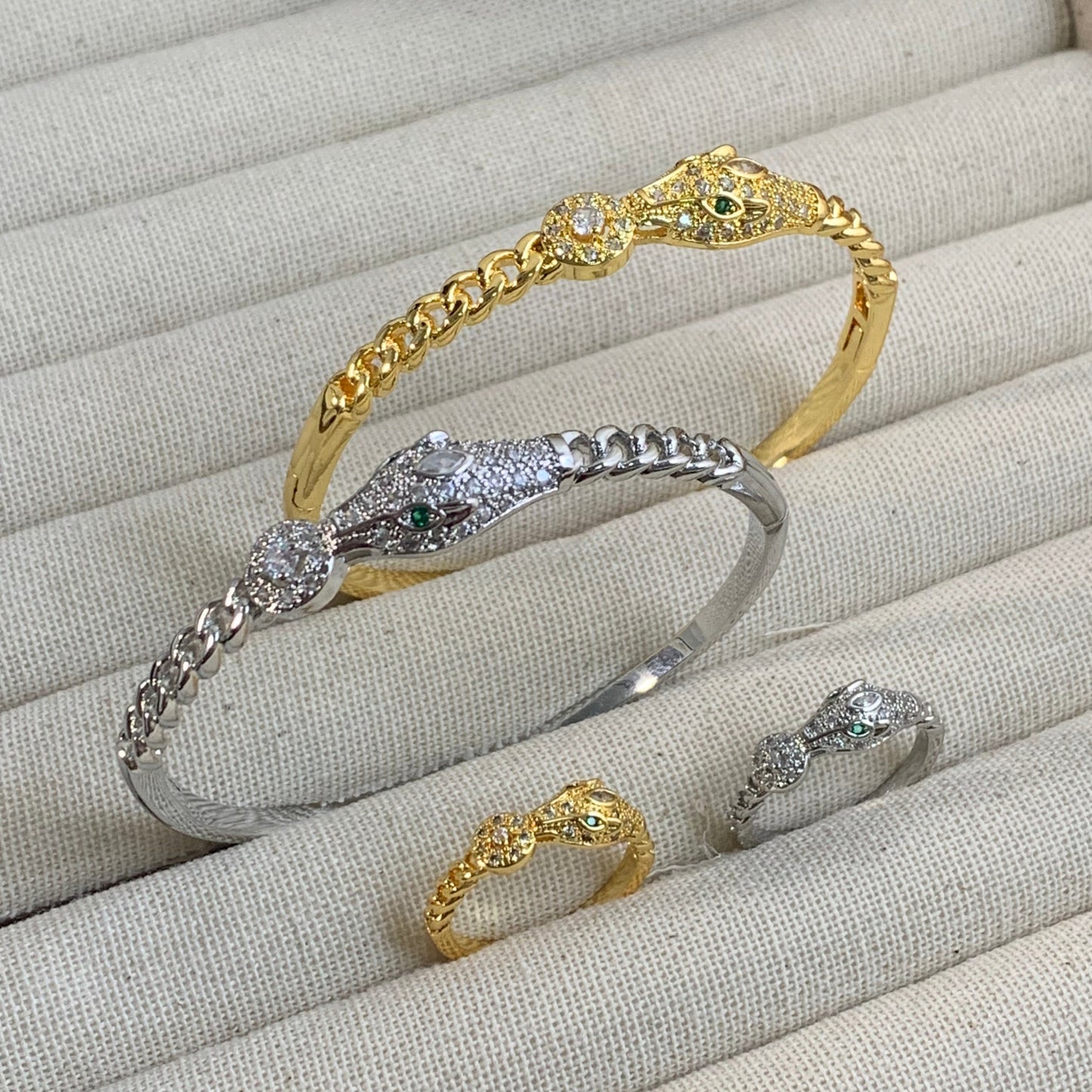 One Diamond leopard bangle and ring set