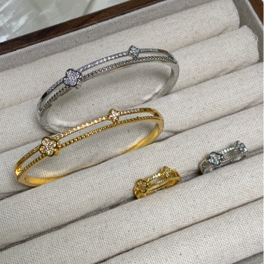 Duo Clover Symphony · Gold-Plated Diamond & Bead Bracelet & Ring Set